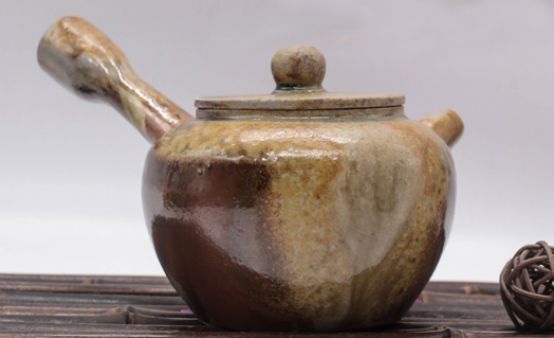 柴燒壺怎樣的，如何辨別是否真的是廣西欽州坭興陶柴燒壺？